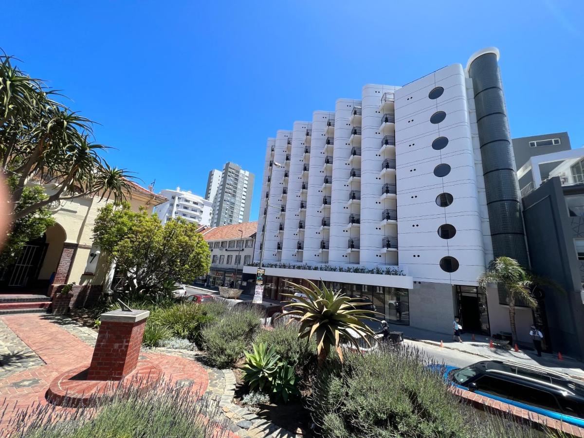 Flamingo Sea Point Sea View Luxury Best Position 1 Bedroom Apartment Queen Size Bed & Inverter For Tv Città del Capo Esterno foto