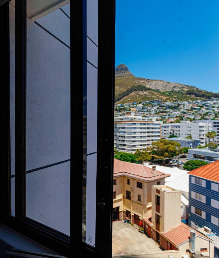 Flamingo Sea Point Sea View Luxury Best Position 1 Bedroom Apartment Queen Size Bed & Inverter For Tv Città del Capo Esterno foto