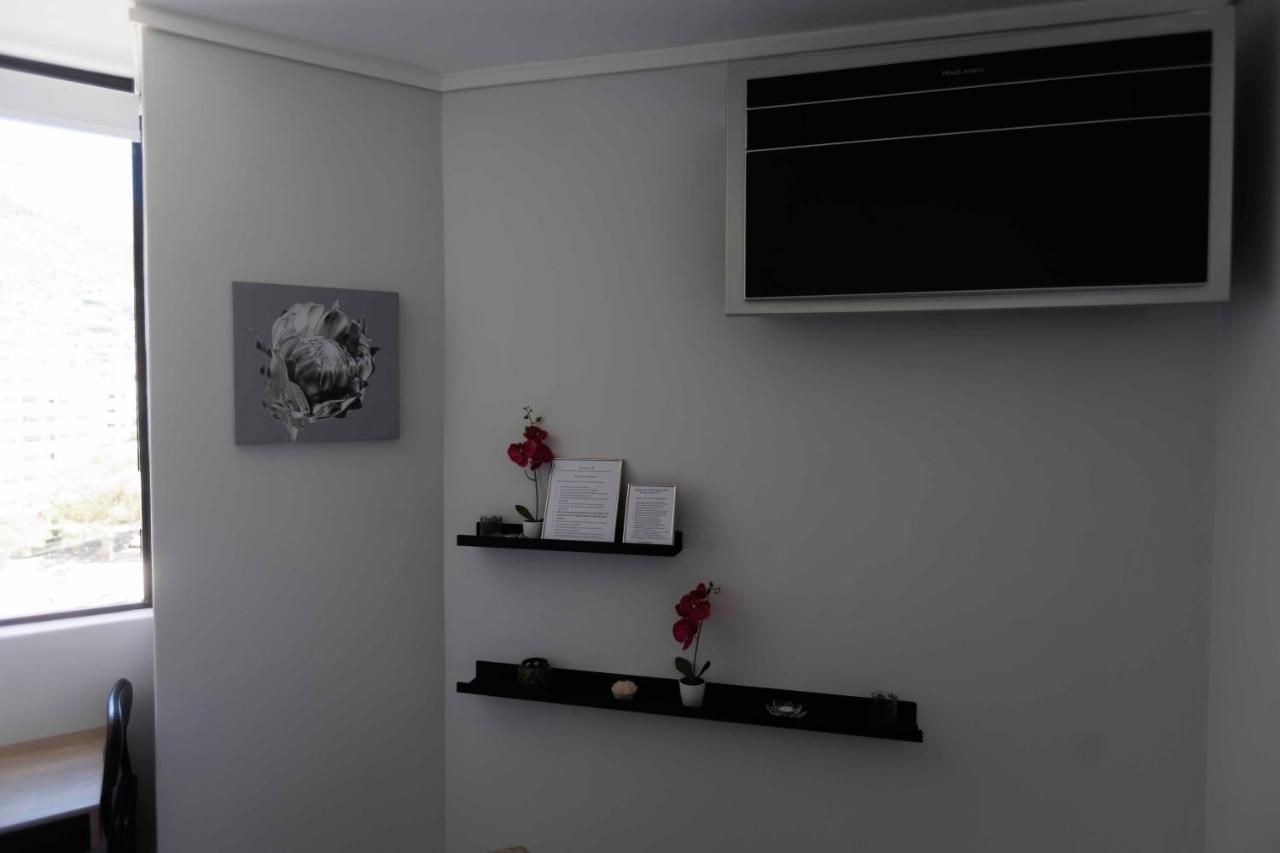 Flamingo Sea Point Sea View Luxury Best Position 1 Bedroom Apartment Queen Size Bed & Inverter For Tv Città del Capo Esterno foto