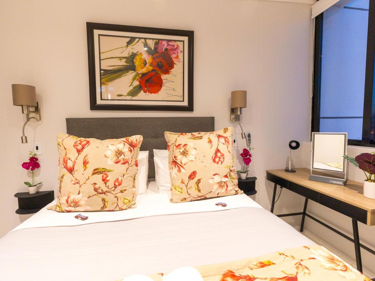 Flamingo Sea Point Sea View Luxury Best Position 1 Bedroom Apartment Queen Size Bed & Inverter For Tv Città del Capo Esterno foto